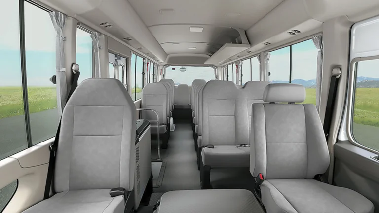 22 seat minibus(4)