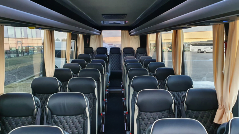 29 seat minibus(3)