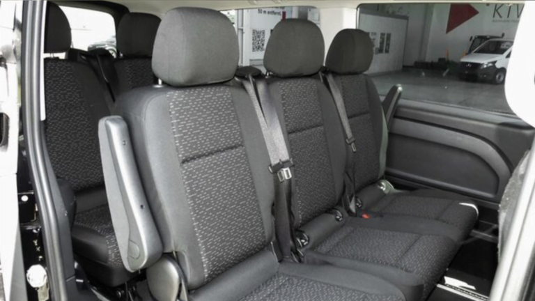 8 seater Luton(6)